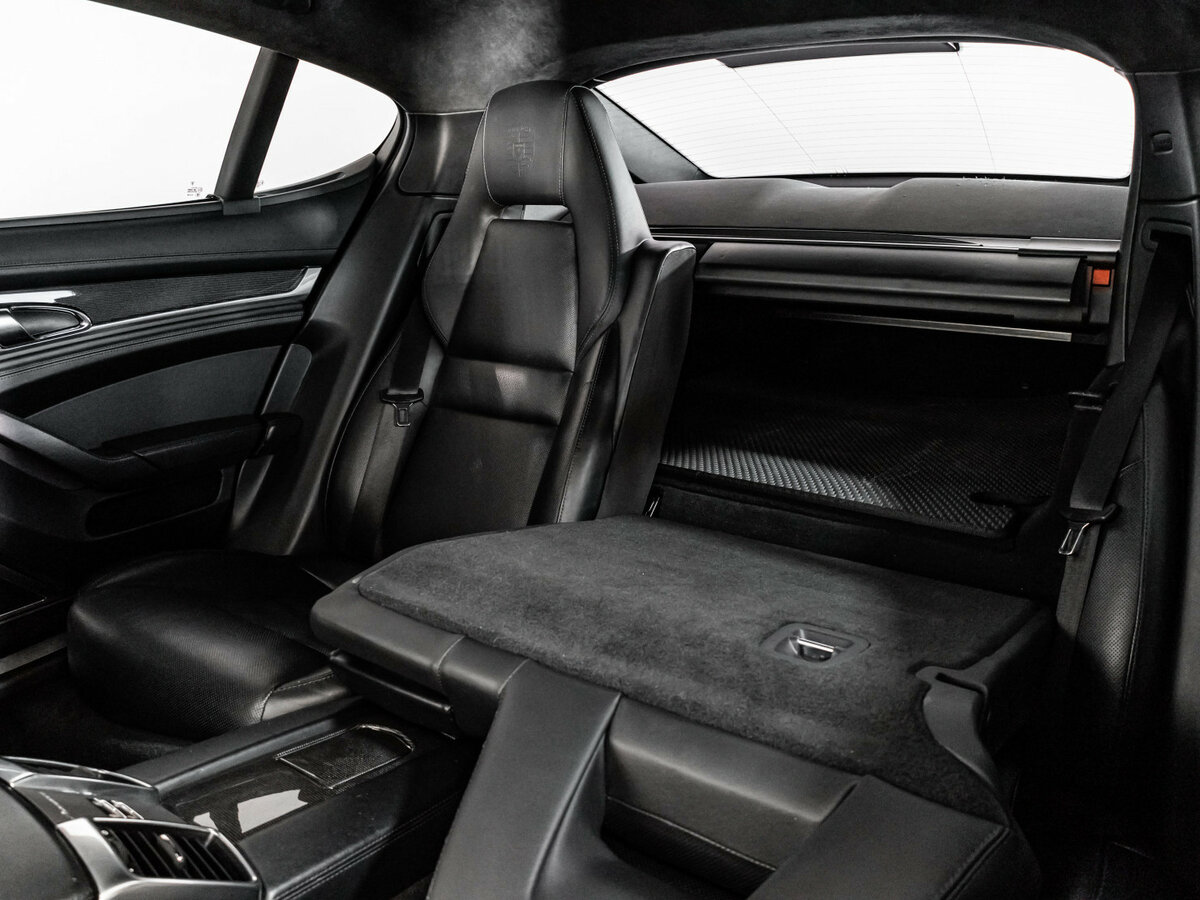 Купить Porsche Panamera с пробегом. Фото: #29