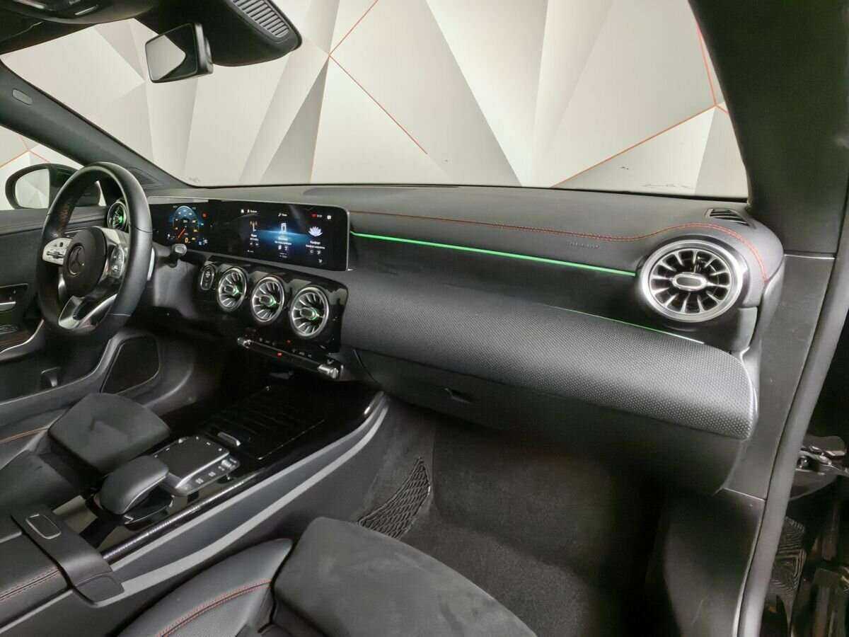 Купить Mercedes-Benz CLA с пробегом. Фото: #8