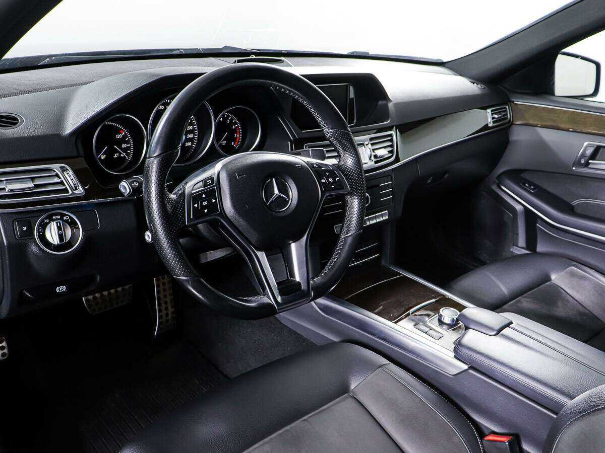 Купить Mercedes-Benz E-Класс с пробегом. Фото: #12