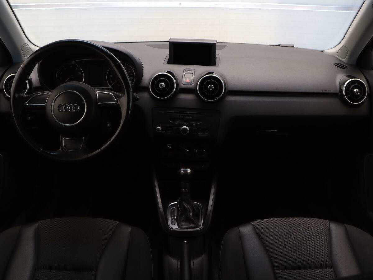 Купить Audi A1 с пробегом. Фото: #8