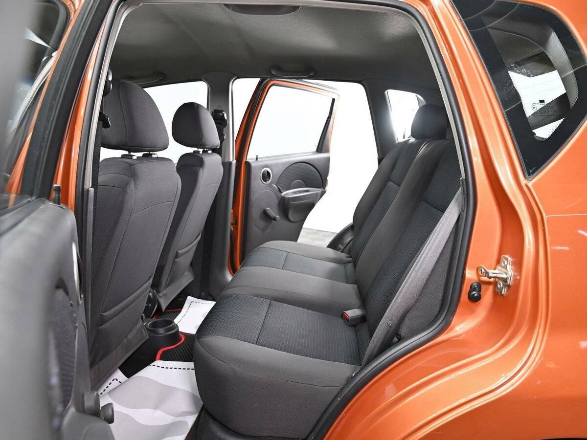 Купить Chevrolet Aveo с пробегом. Фото: #10