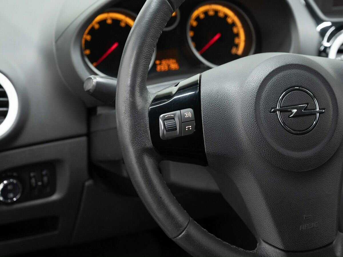 Купить Opel Corsa с пробегом. Фото: #13