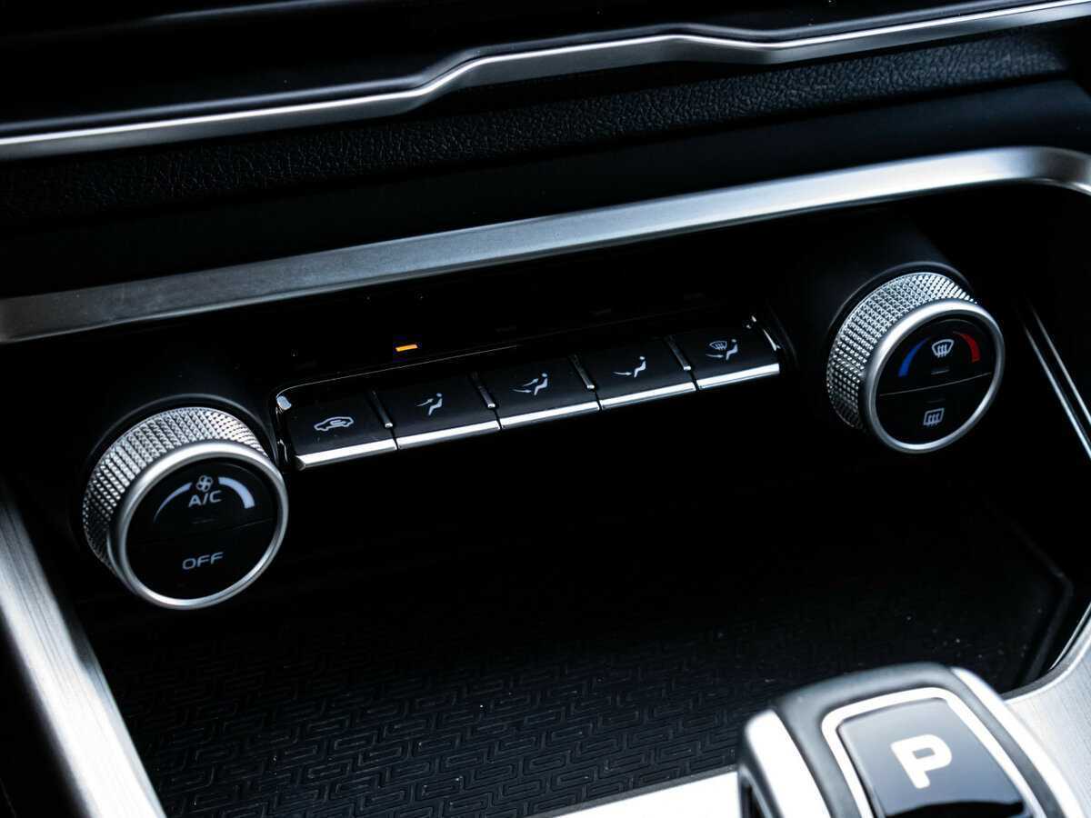 Купить Geely Coolray с пробегом. Фото: #14