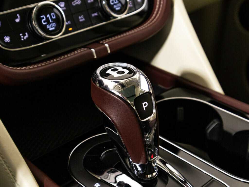 Купить Bentley Bentayga с пробегом. Фото: #27