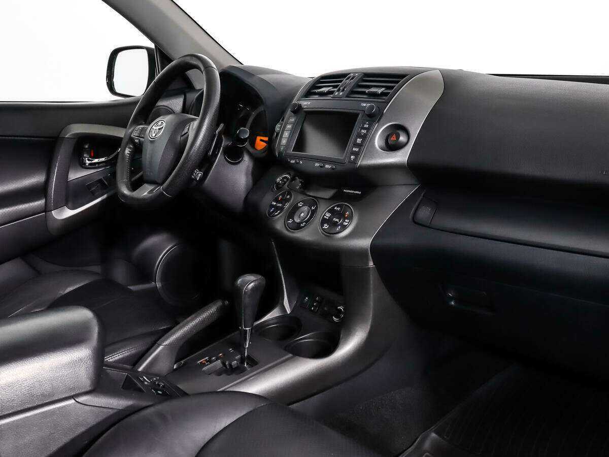 Купить Toyota RAV4 с пробегом. Фото: #12