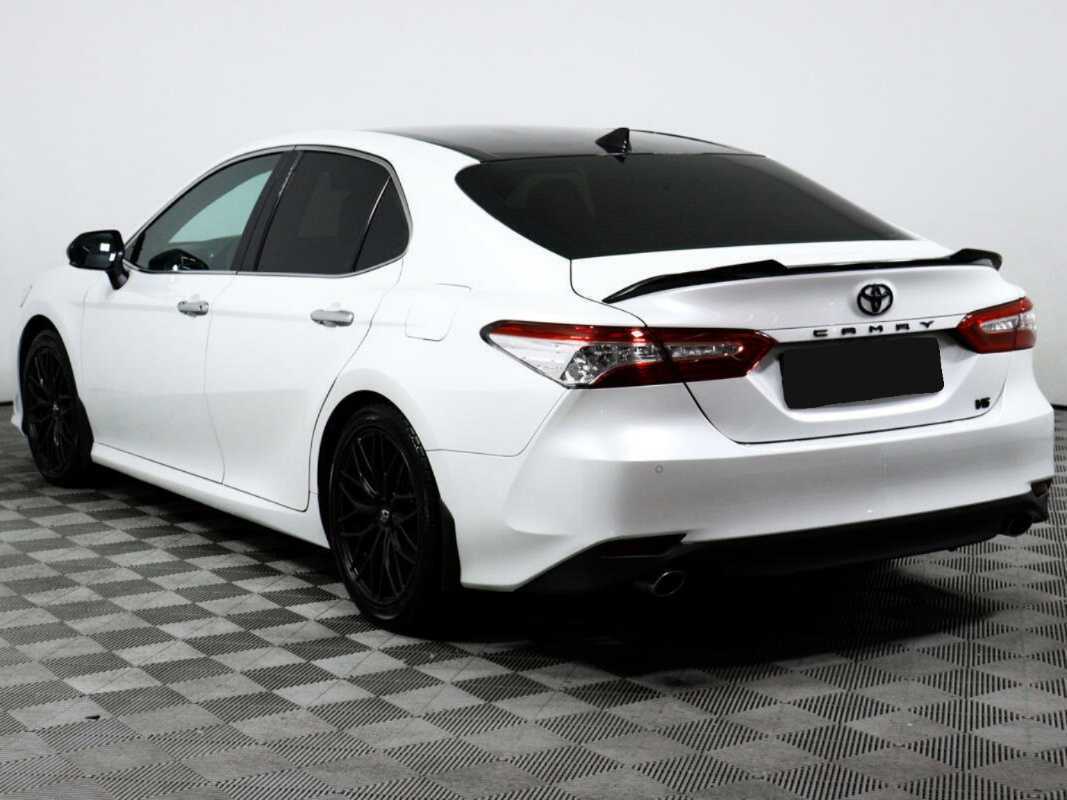 Купить Toyota Camry с пробегом. Фото: #6