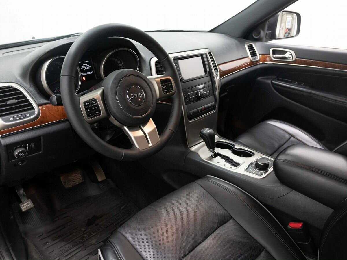 Купить Jeep Grand Cherokee с пробегом. Фото: #8