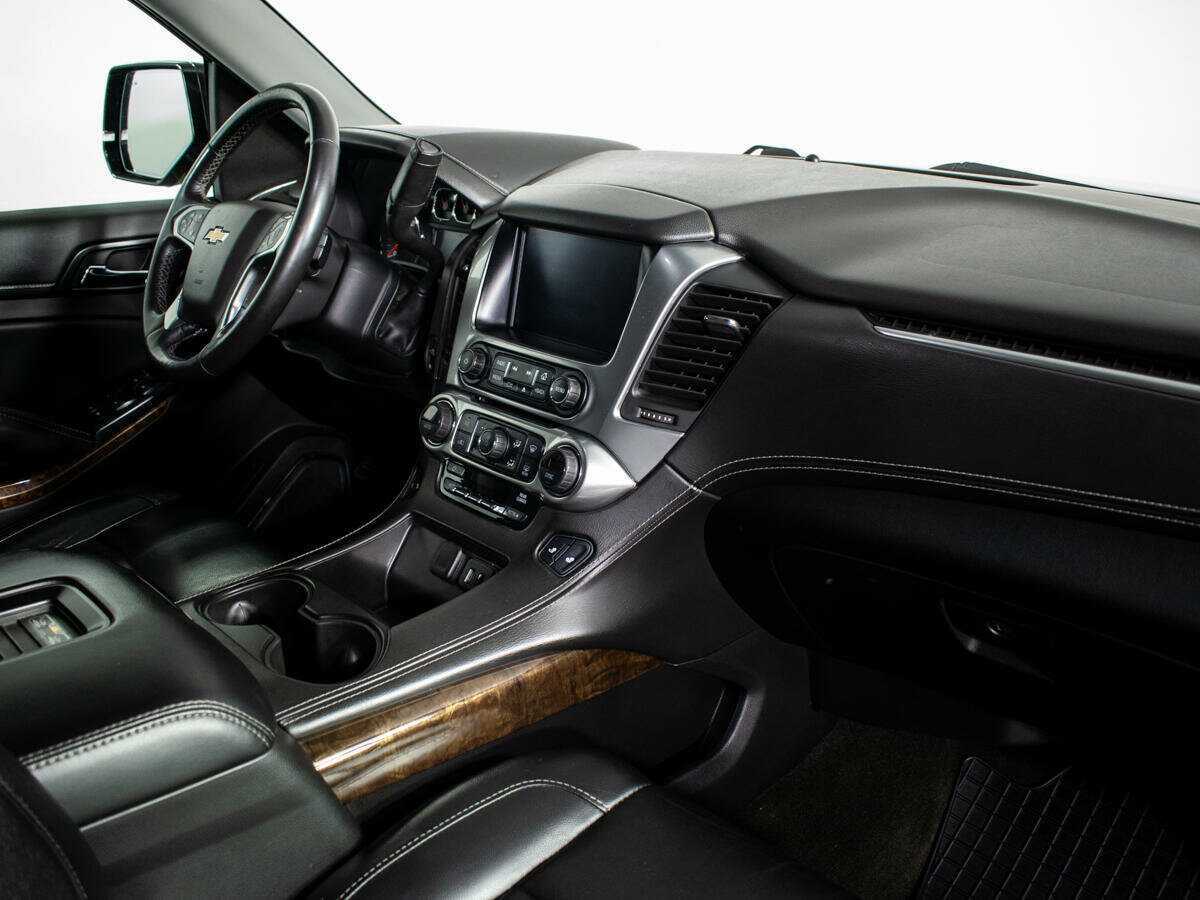 Купить Chevrolet Tahoe с пробегом. Фото: #8