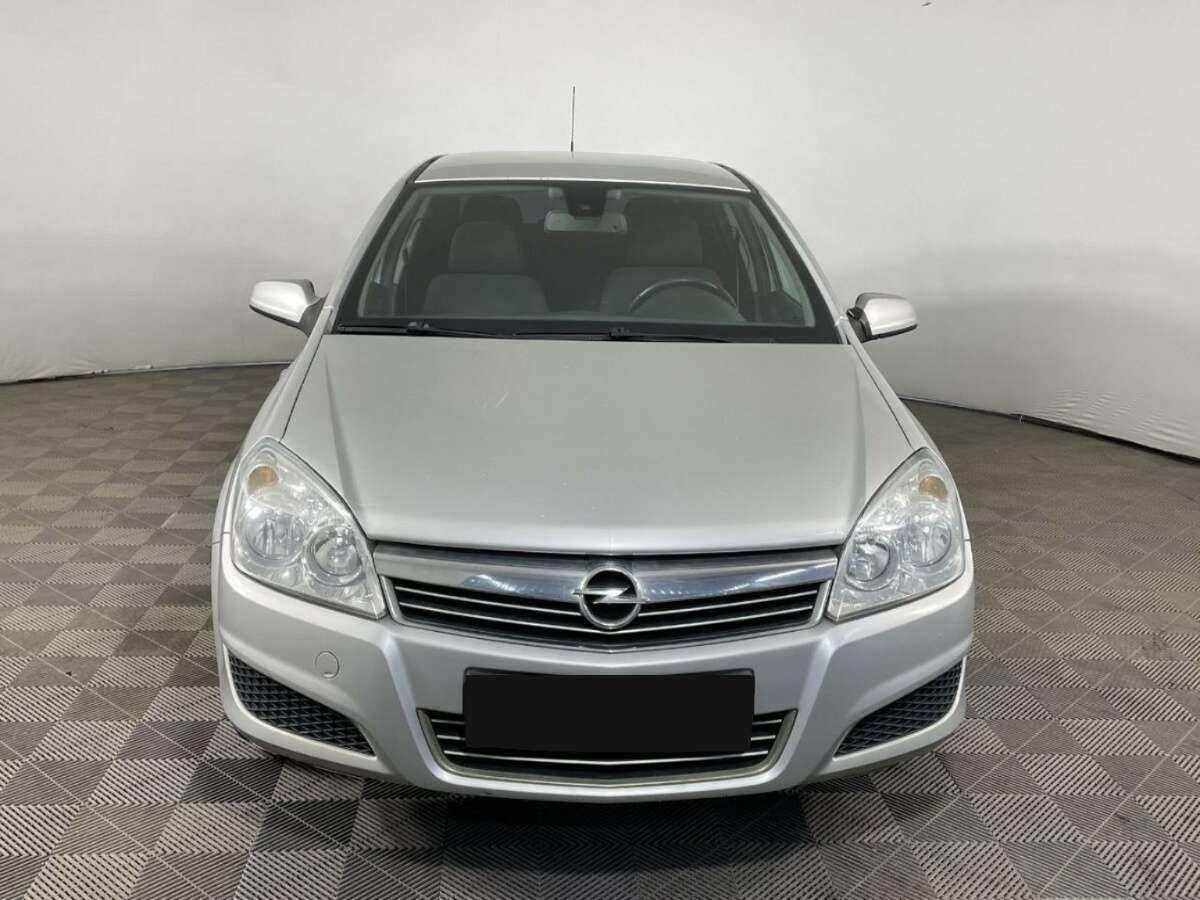 Купить Opel Astra с пробегом. Фото: #1