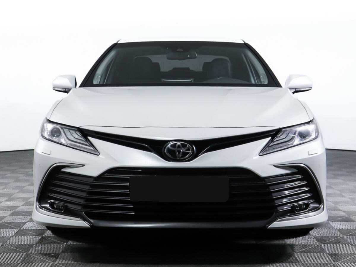 Купить Toyota Camry с пробегом. Фото: #1