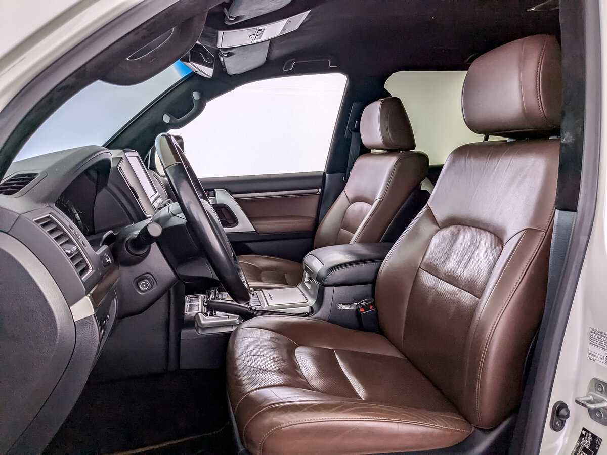 Купить Toyota Land Cruiser с пробегом. Фото: #14