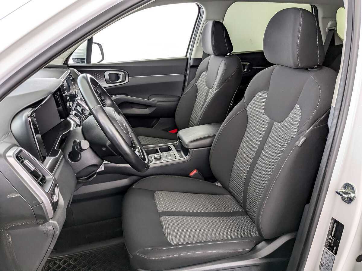 Купить Kia Sorento с пробегом. Фото: #19