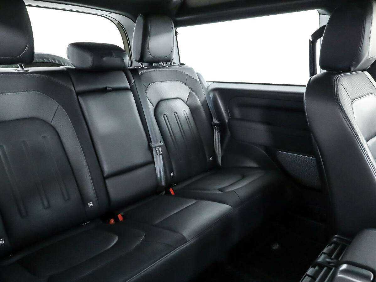 Купить Land Rover Defender с пробегом. Фото: #11