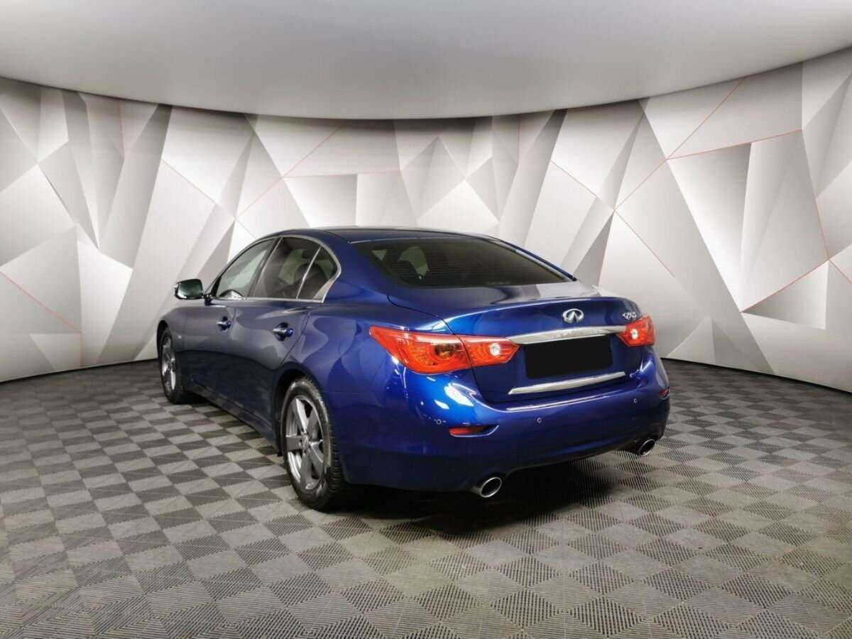Купить Infiniti Q50 с пробегом. Фото: #3