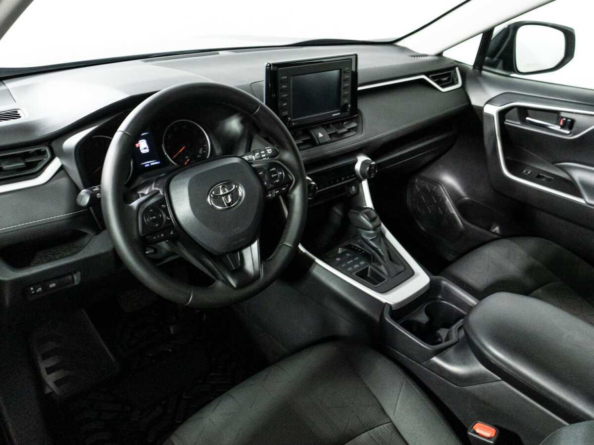 Купить Toyota RAV4 с пробегом. Фото: #11