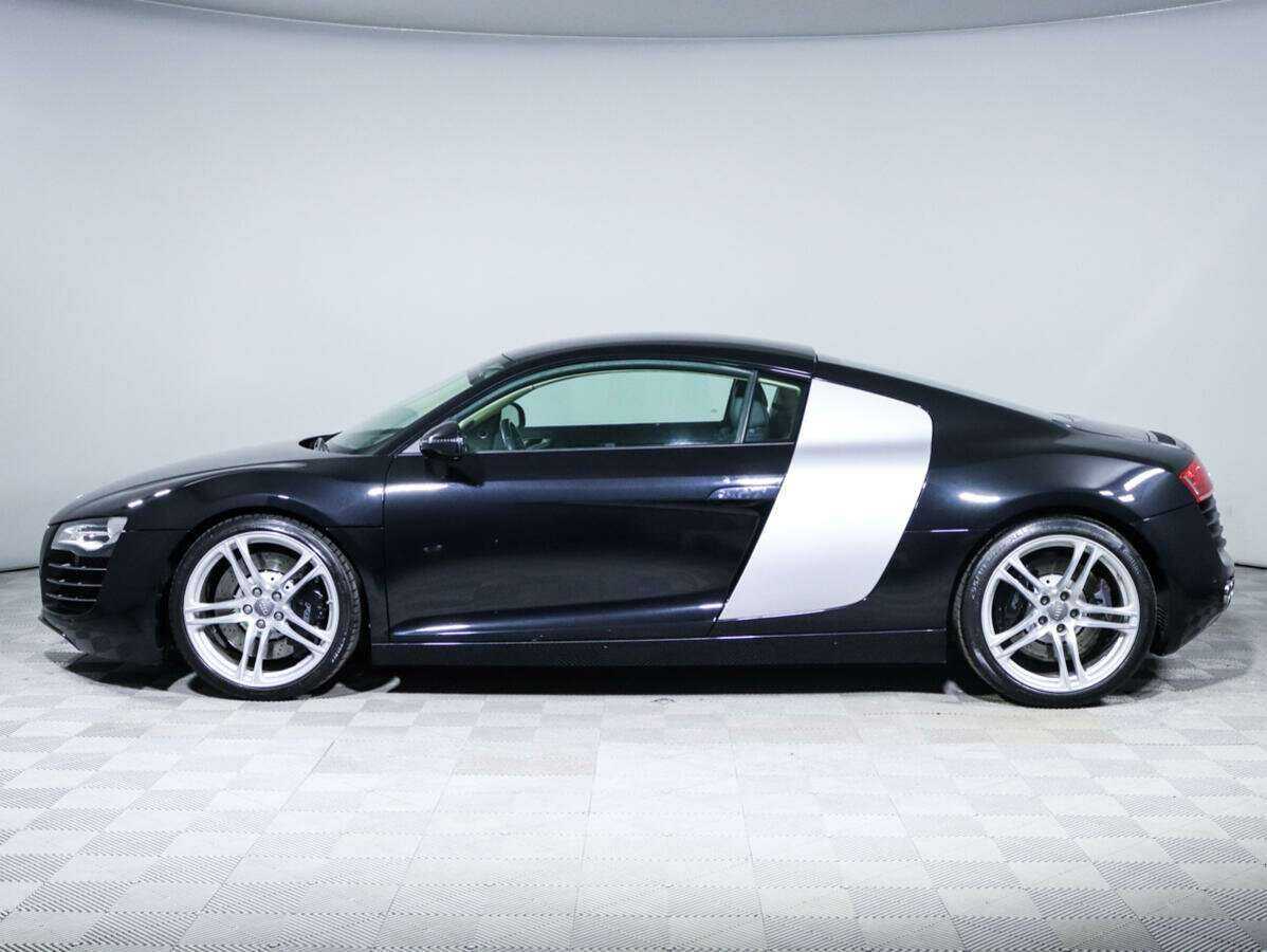 Купить Audi R8 с пробегом. Фото: #7