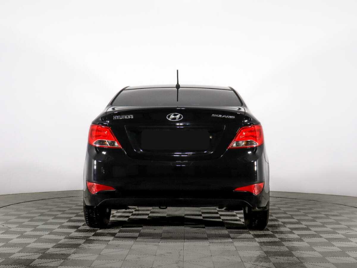 Купить Hyundai Solaris с пробегом. Фото: #4