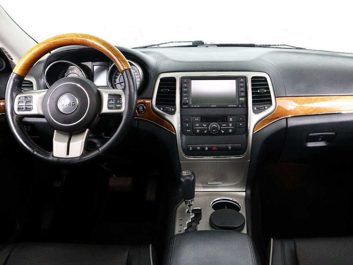 Купить Jeep Grand Cherokee с пробегом. Фото: #9