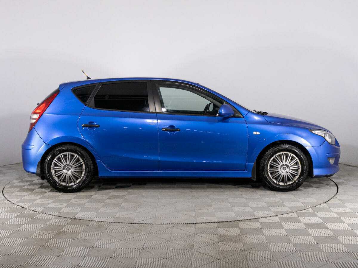 Купить Hyundai i30 с пробегом. Фото: #3