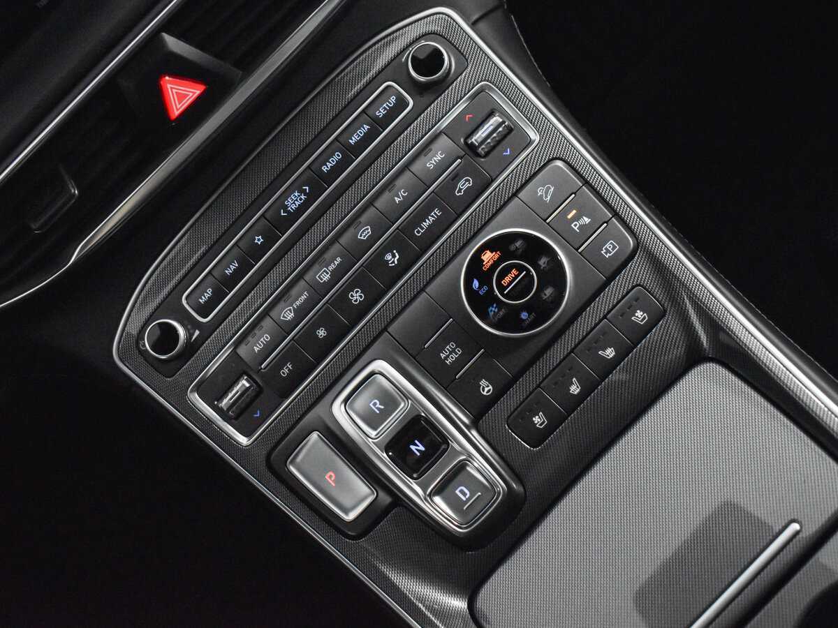 Купить Hyundai Santa Fe с пробегом. Фото: #19