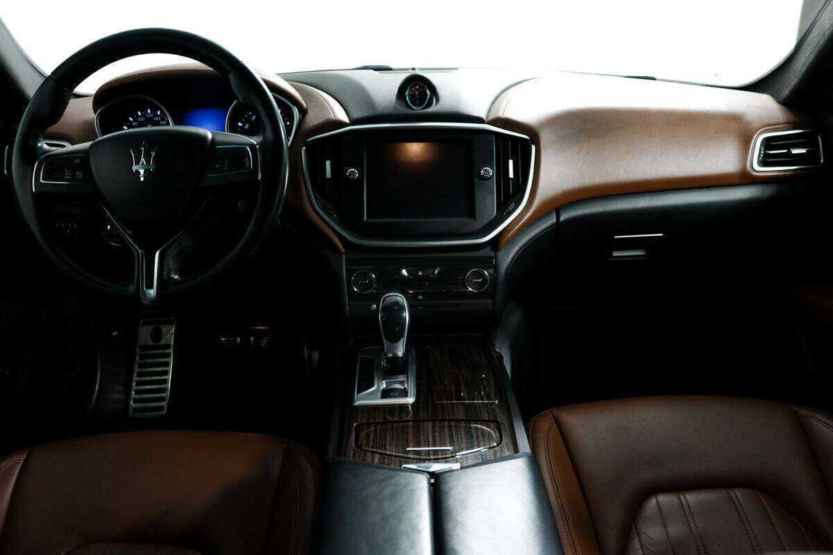 Купить Maserati Ghibli с пробегом. Фото: #10
