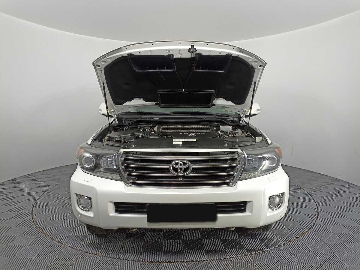Купить Toyota Land Cruiser с пробегом. Фото: #8
