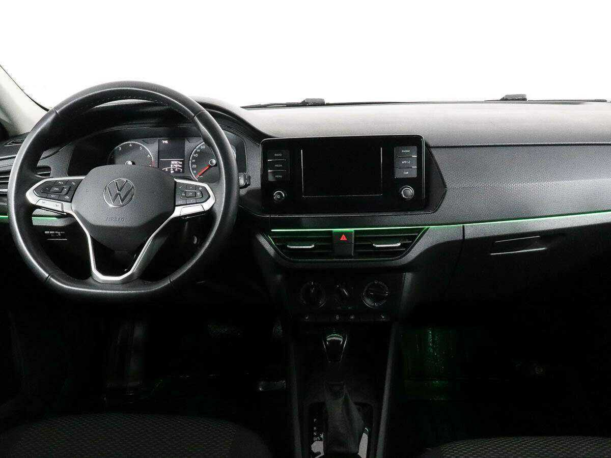 Купить Volkswagen Polo с пробегом. Фото: #9