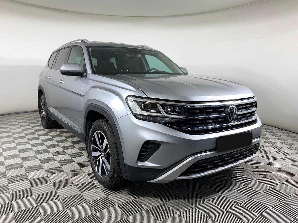 Купить Volkswagen Teramont с пробегом. Фото: #2