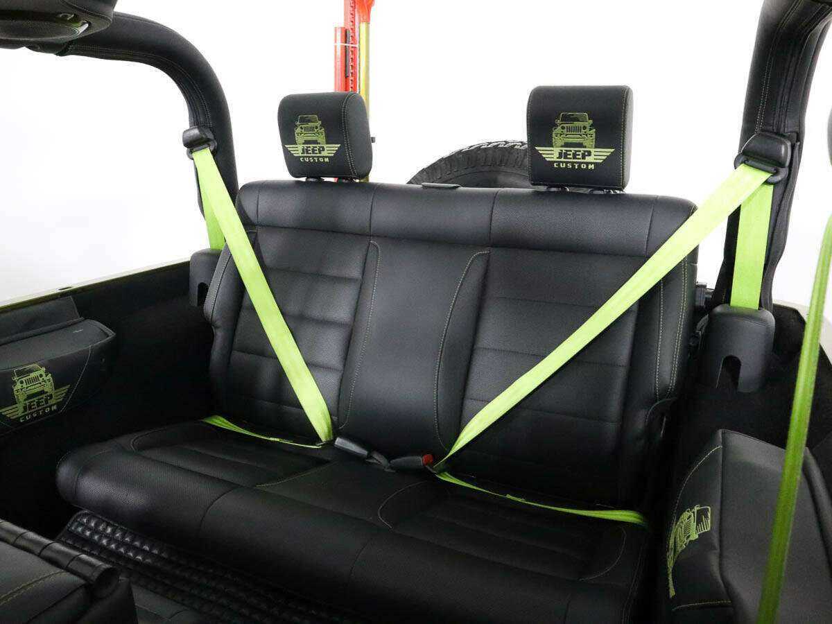 Купить Jeep Wrangler с пробегом. Фото: #13