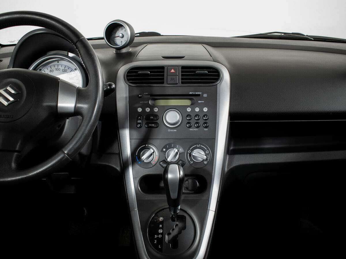 Купить Suzuki Splash с пробегом. Фото: #9