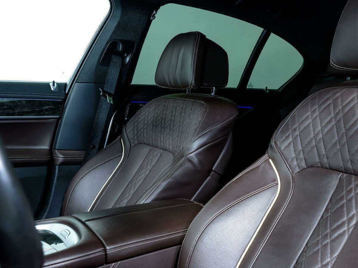 Купить BMW 7 серии с пробегом. Фото: #10