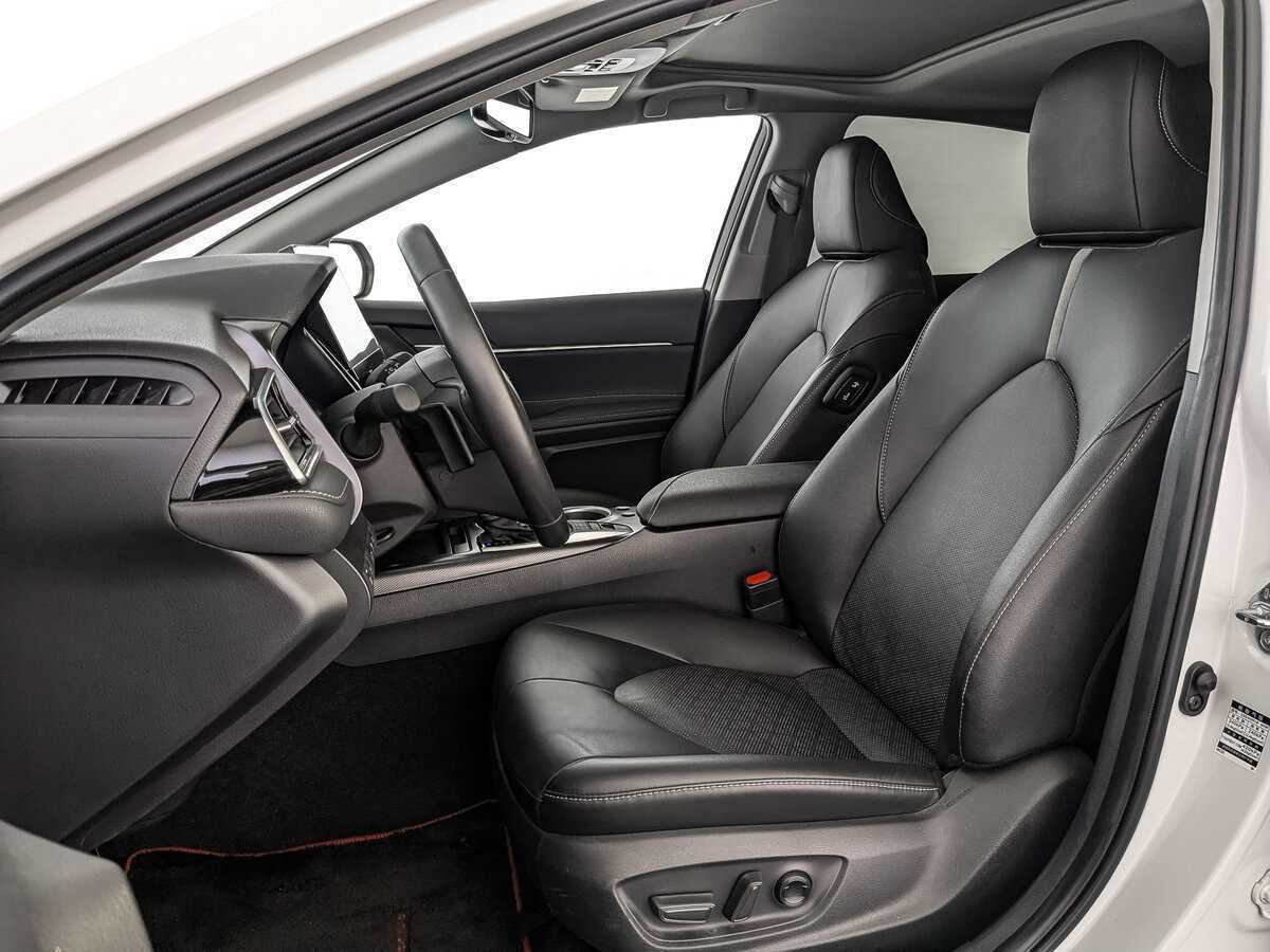 Купить Toyota Camry с пробегом. Фото: #15