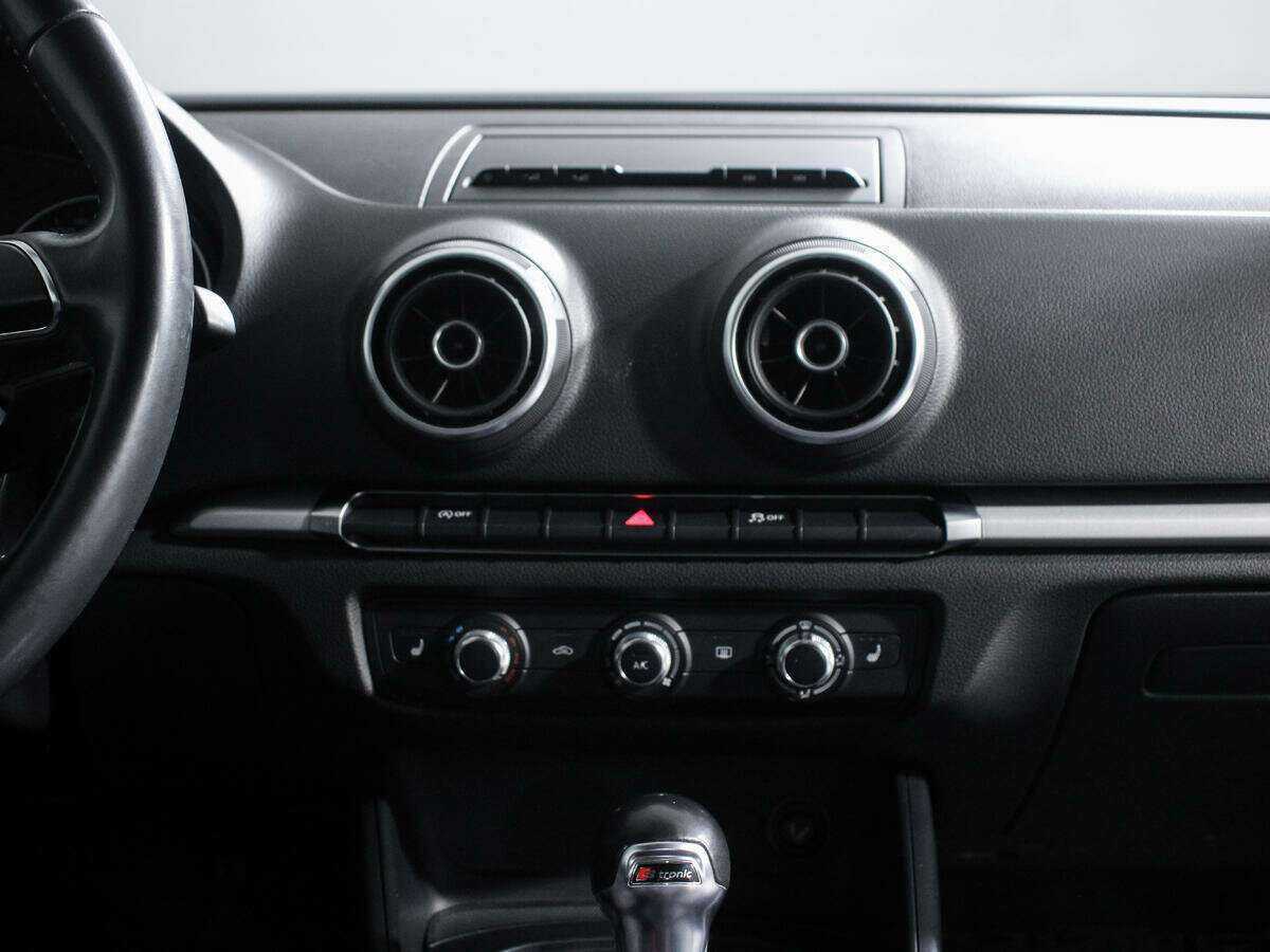 Купить Audi A3 с пробегом. Фото: #12