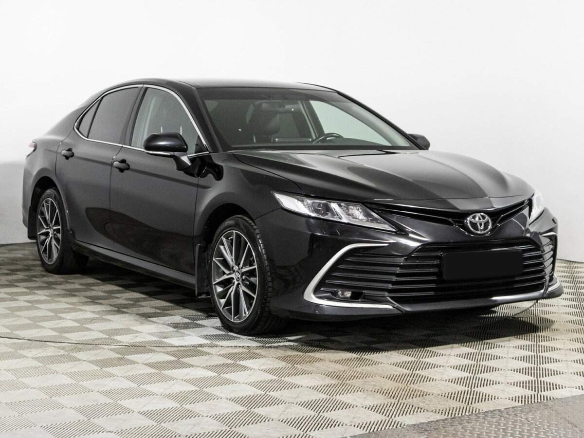 Купить Toyota Camry с пробегом. Фото: #2