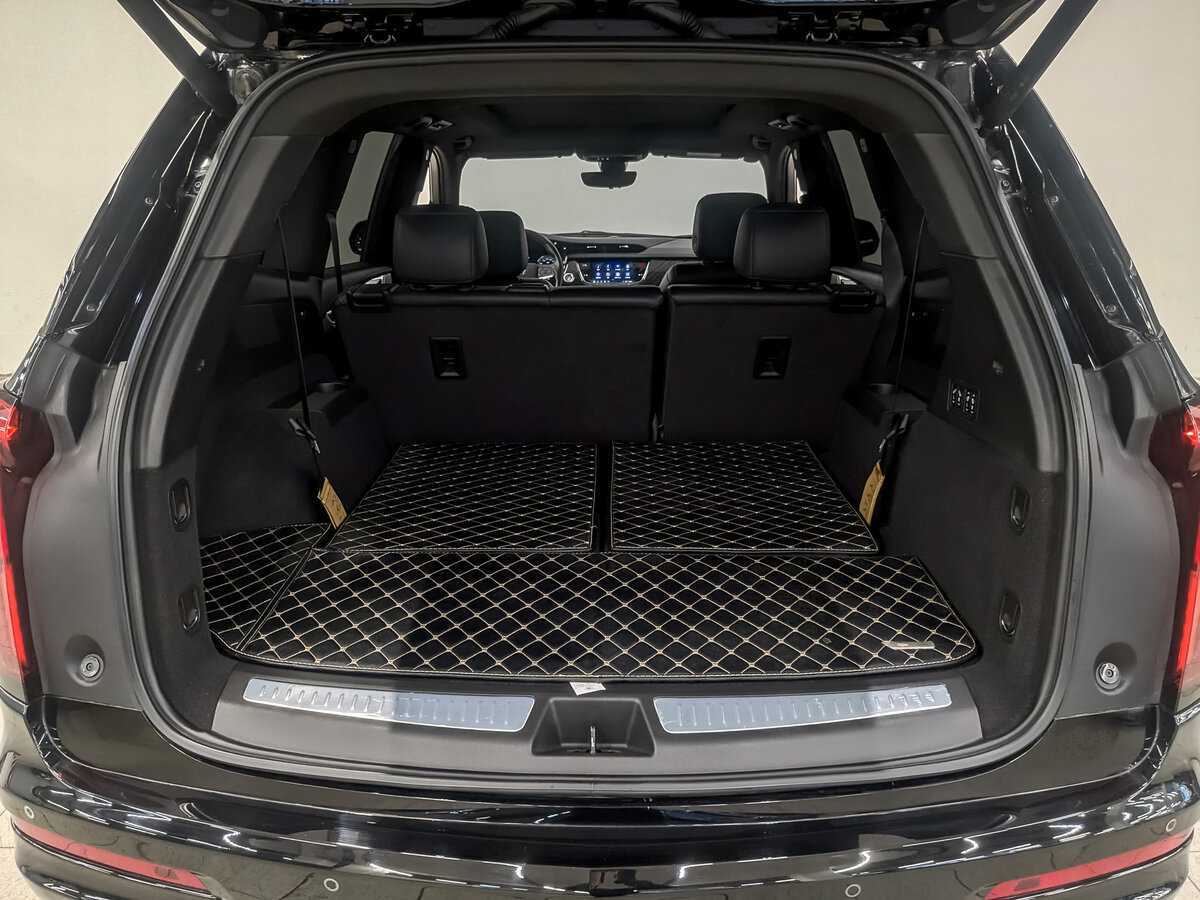 Купить Cadillac XT6 с пробегом. Фото: #9