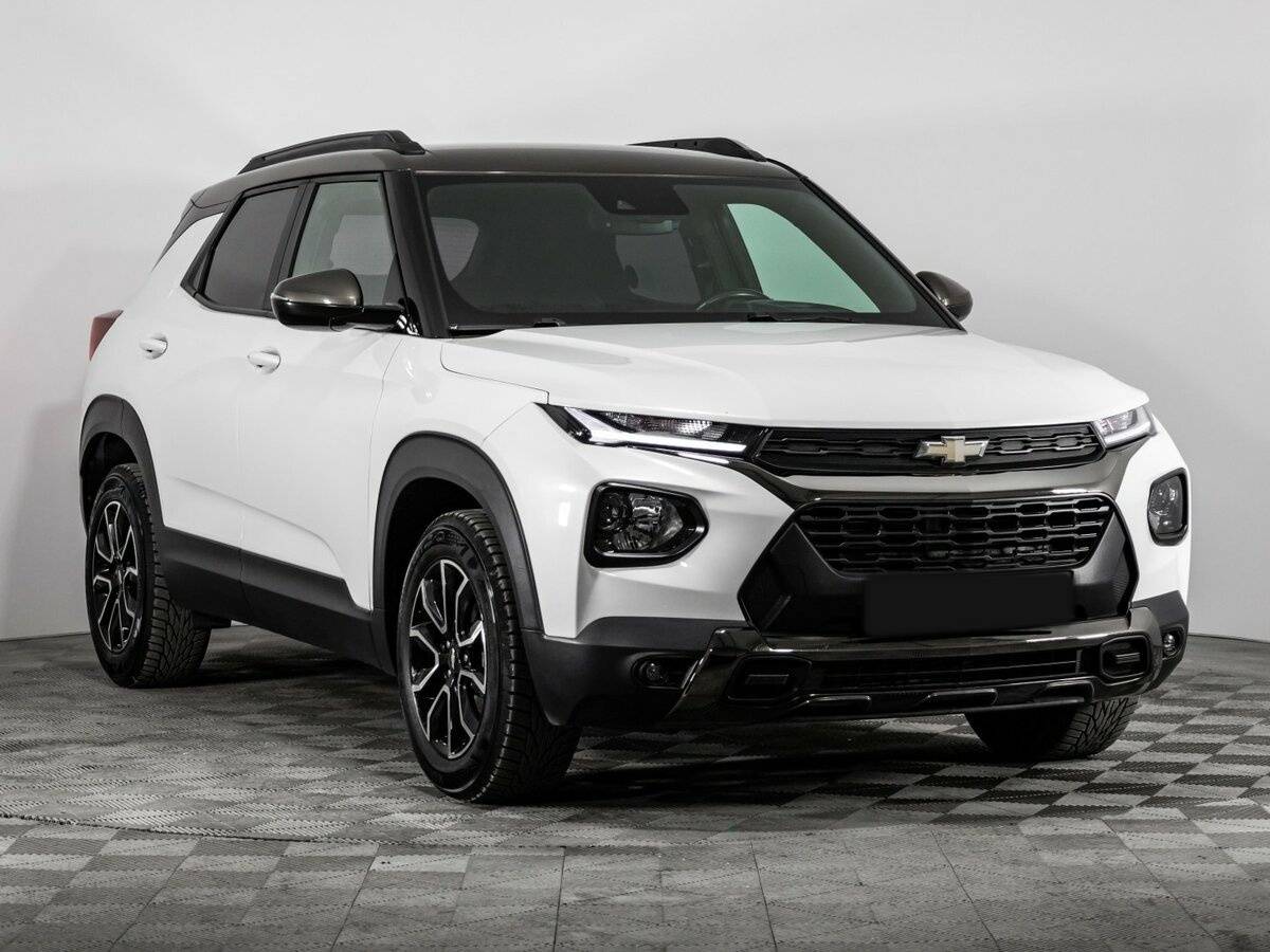 Купить Chevrolet TrailBlazer с пробегом. Фото: #3