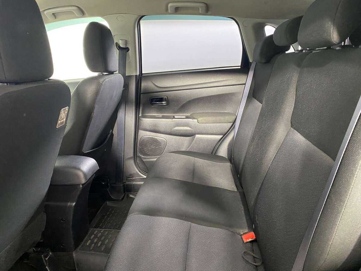 Купить Mitsubishi ASX с пробегом. Фото: #15