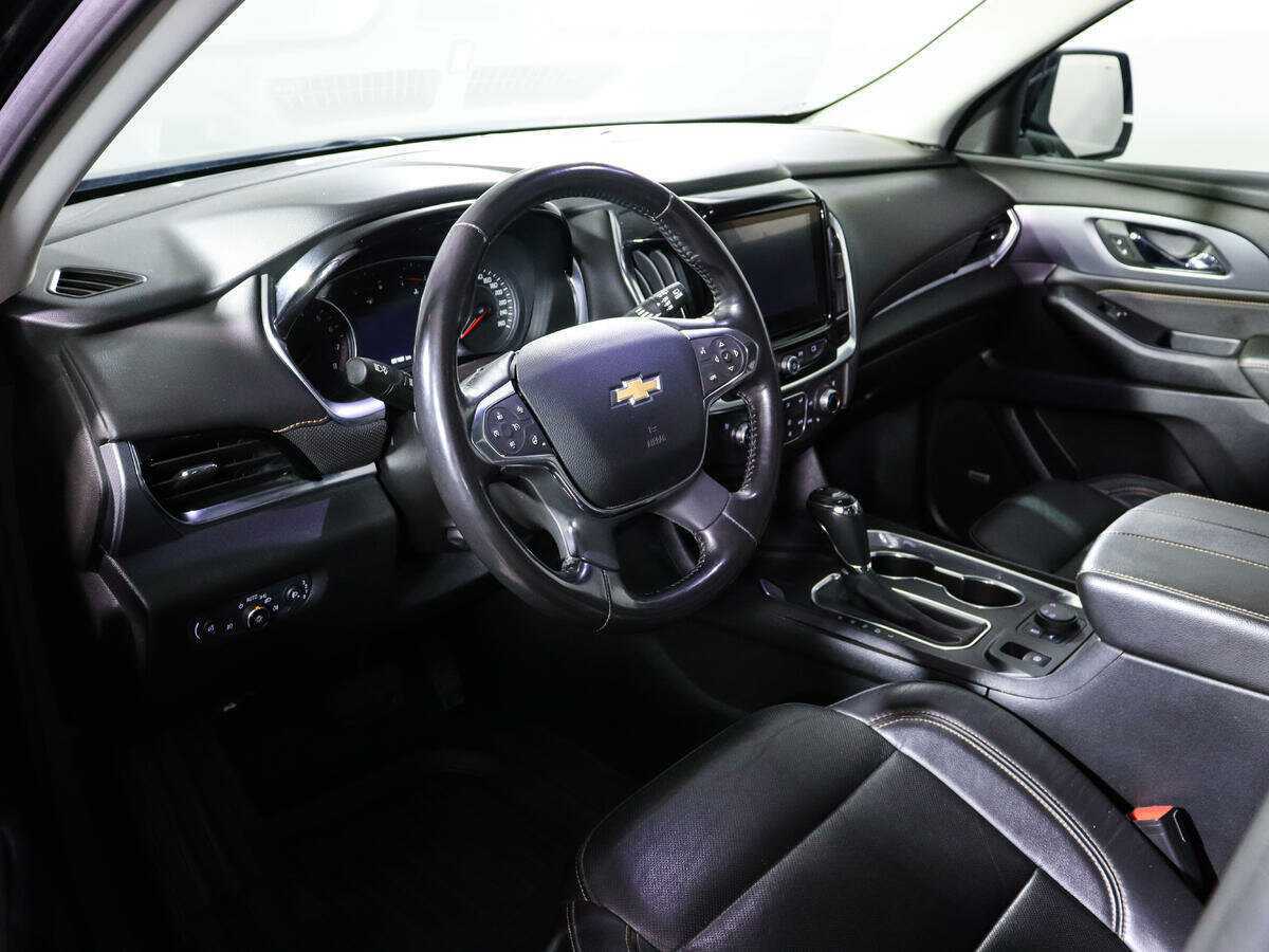 Купить Chevrolet Traverse с пробегом. Фото: #14