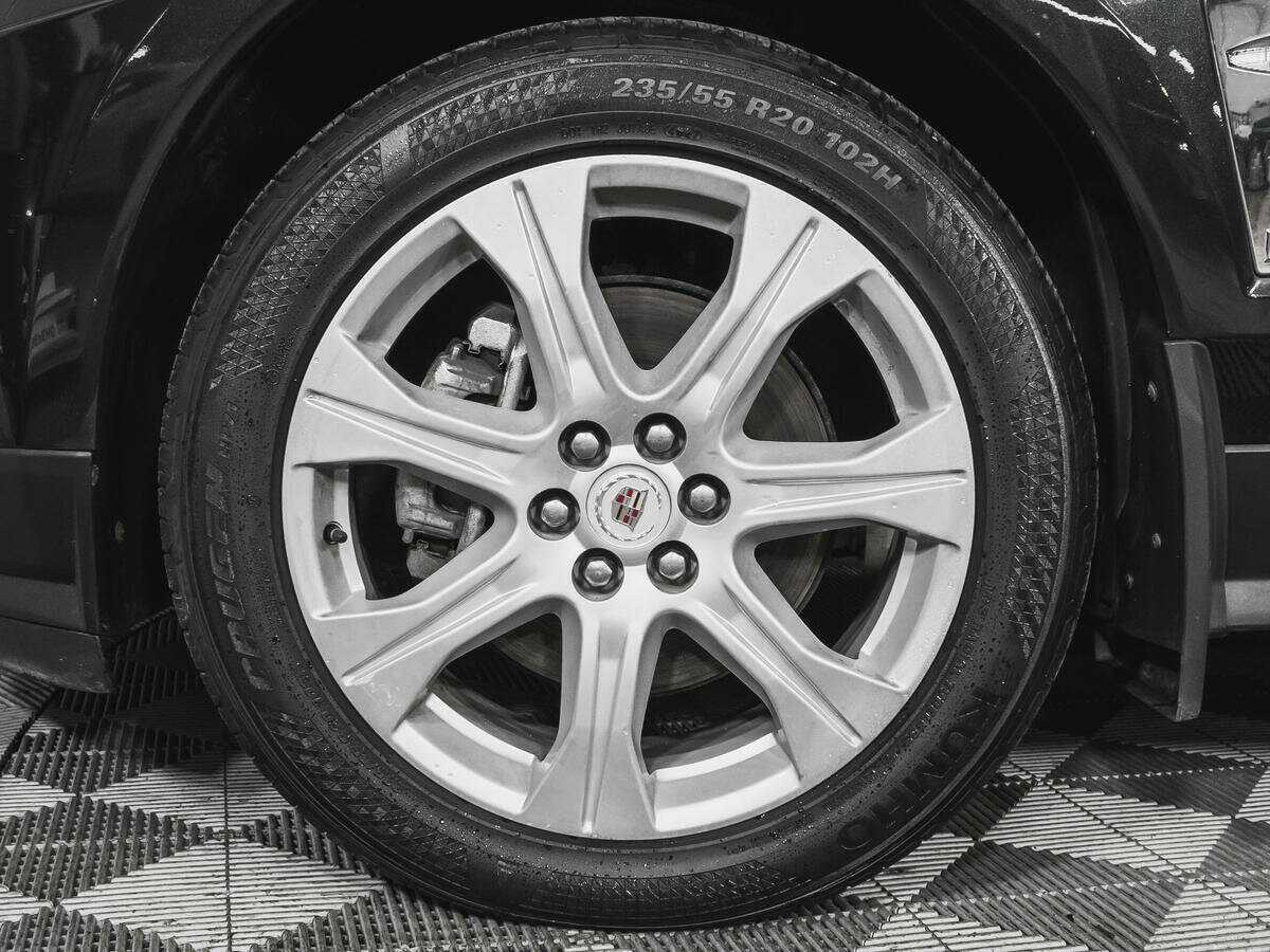 Купить Cadillac SRX с пробегом. Фото: #17