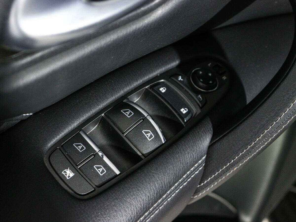 Купить Infiniti QX80 с пробегом. Фото: #20