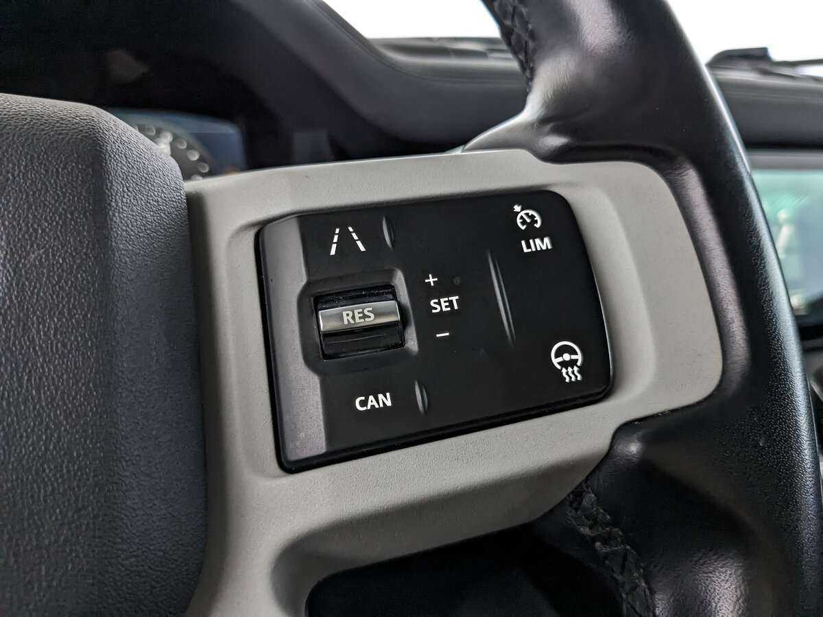 Купить Land Rover Defender с пробегом. Фото: #21