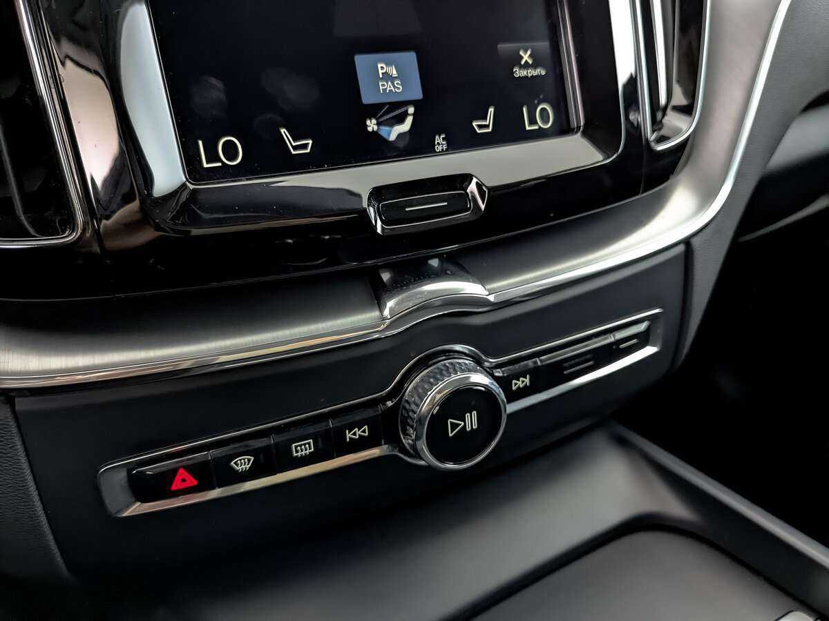 Купить Volvo XC60 с пробегом. Фото: #22