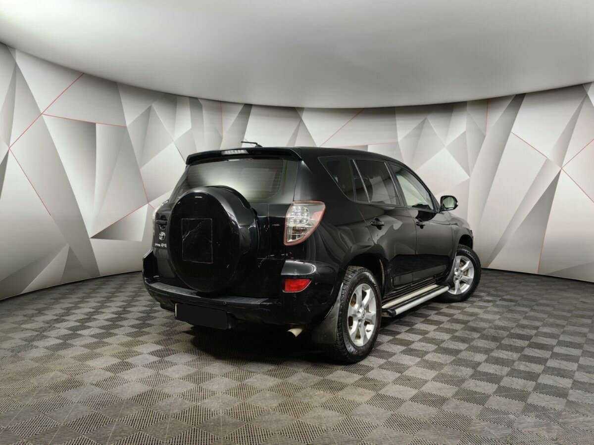 Купить Toyota RAV4 с пробегом. Фото: #1