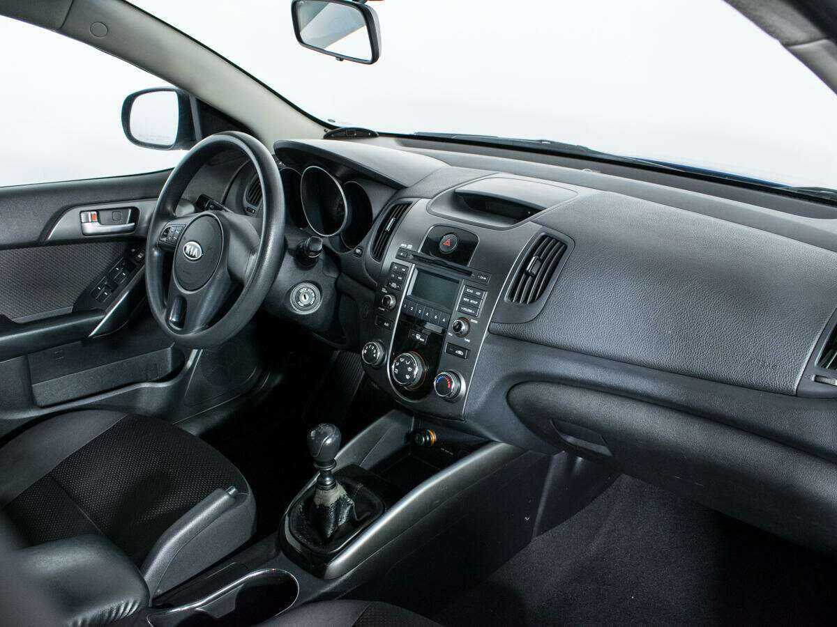 Купить Kia Cerato с пробегом. Фото: #6