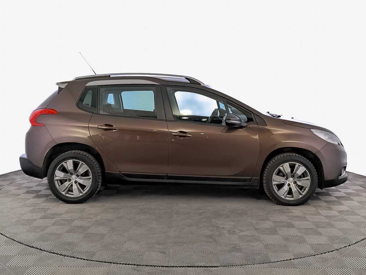Купить Peugeot 2008 с пробегом. Фото: #3