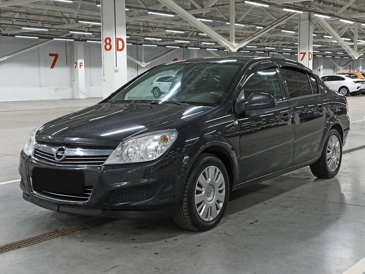 Купить Opel Astra с пробегом. Посмотреть фото