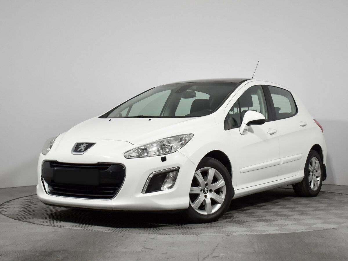 Купить Peugeot 308 с пробегом. Посмотреть фото