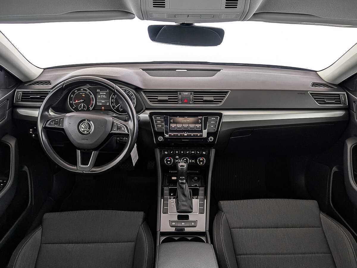Купить Skoda Superb с пробегом. Фото: #13