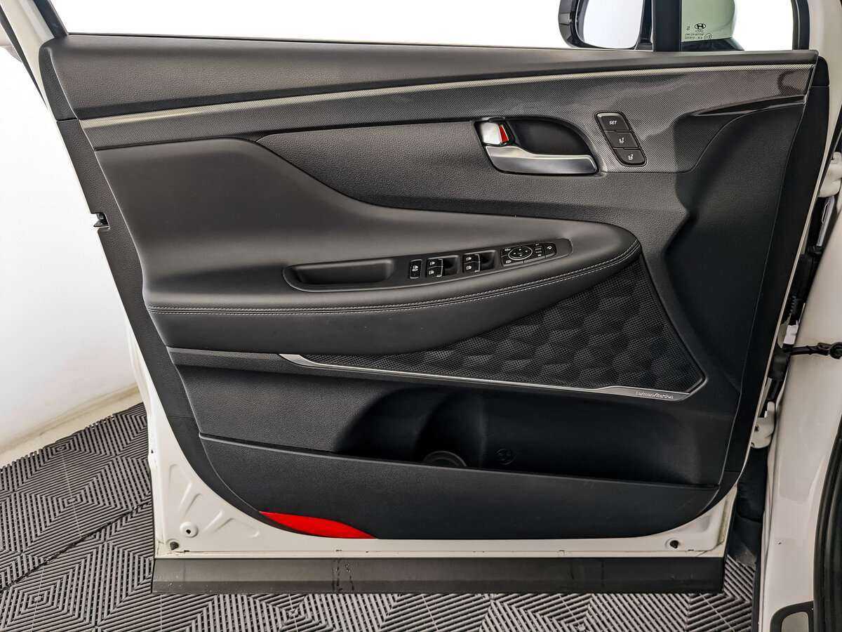 Купить Hyundai Santa Fe с пробегом. Фото: #14