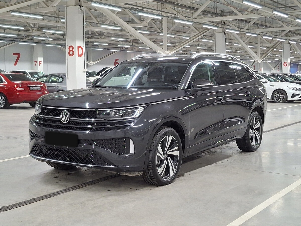 Купить Volkswagen Tavendor с пробегом. Посмотреть фото